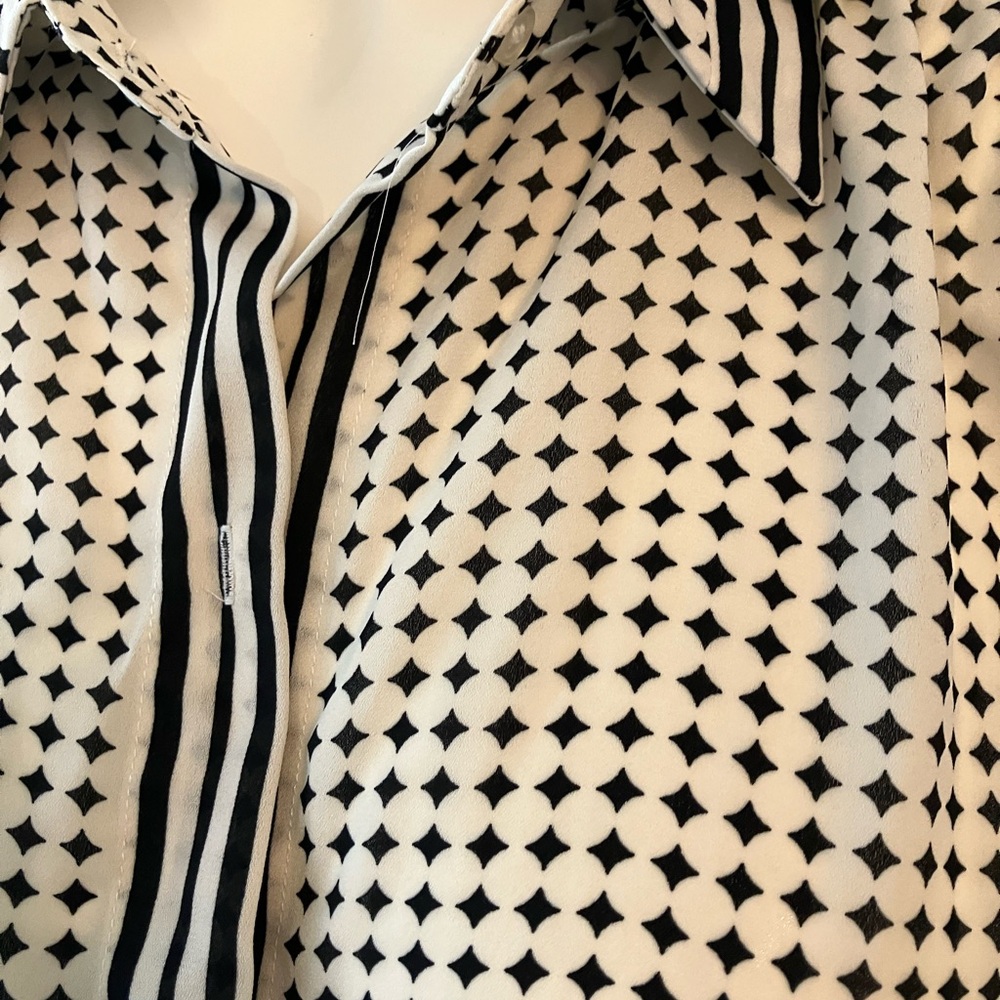 NWT Women’s Max Studio Black and White Check Blouse - Size 2X MSRP $98 - Picture 2 of 7
